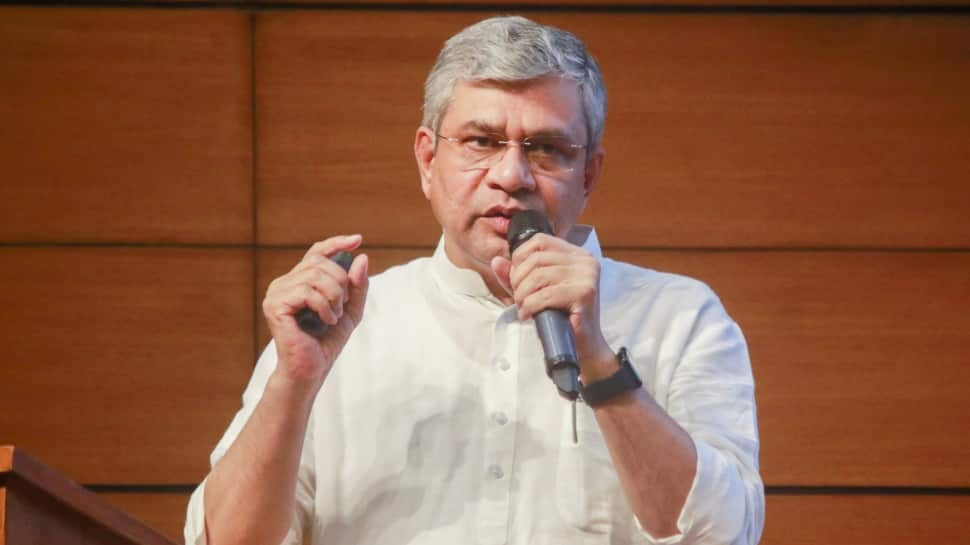 Mobile Exports Show Robust Growth In FY26, Reach $5.5 Billion In April-May: Minister