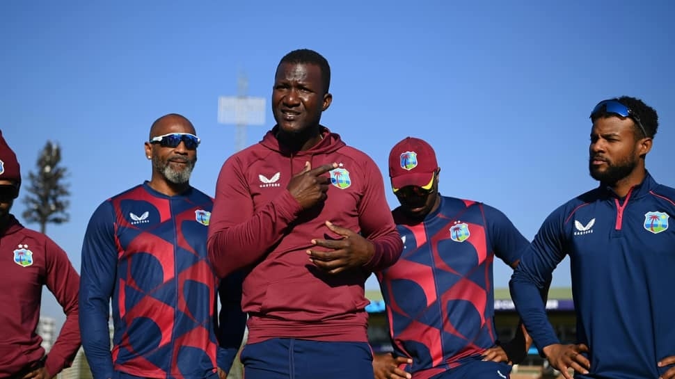 West Indies Coach Daren Sammy Fined By ICC for Criticising Match Officials Of First Test vs Australia