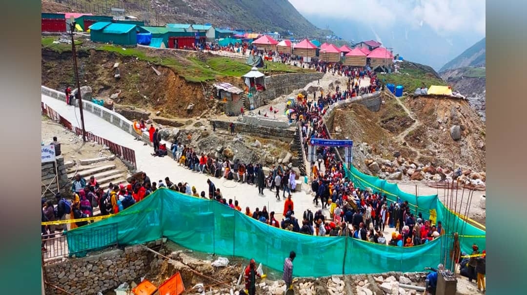 Char Dham Yatra Suspended For 24 Hours Amid Heavy Rainfall In Uttarakhand