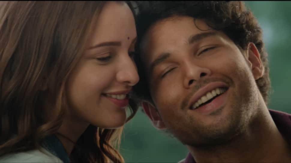 Bas Ek Dhadak Song From Dhadak 2 Out Now, Showcasing Siddhant Chaturvedi's Romantic Side