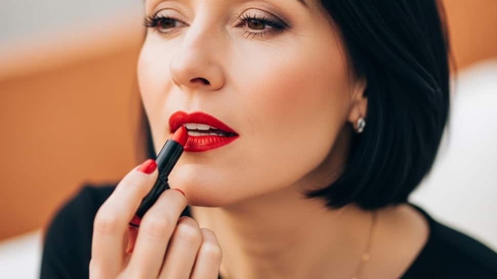 4 Blush-Toned Lipsticks That Flatter Every Skin Tone – Shop Now on Myntra