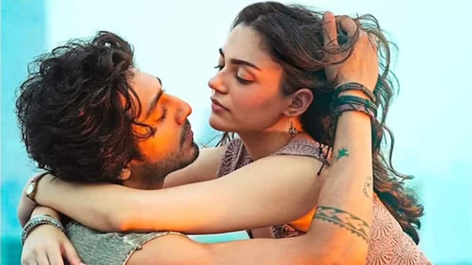 Saiyaara Success Story: Aamir Khan Decodes Why Gen-Z Loved Ahaan Panday-Aneet Paddas Reel Love Story