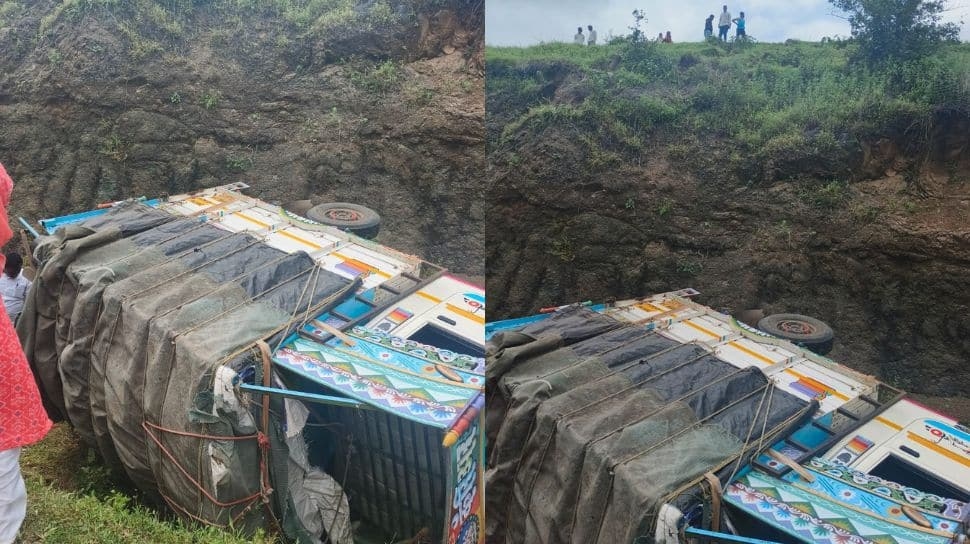 Maharashtra: 7 Dead As Pickup Van Falls; CM Fadnavis Announces ₹4 Lakh Aid
