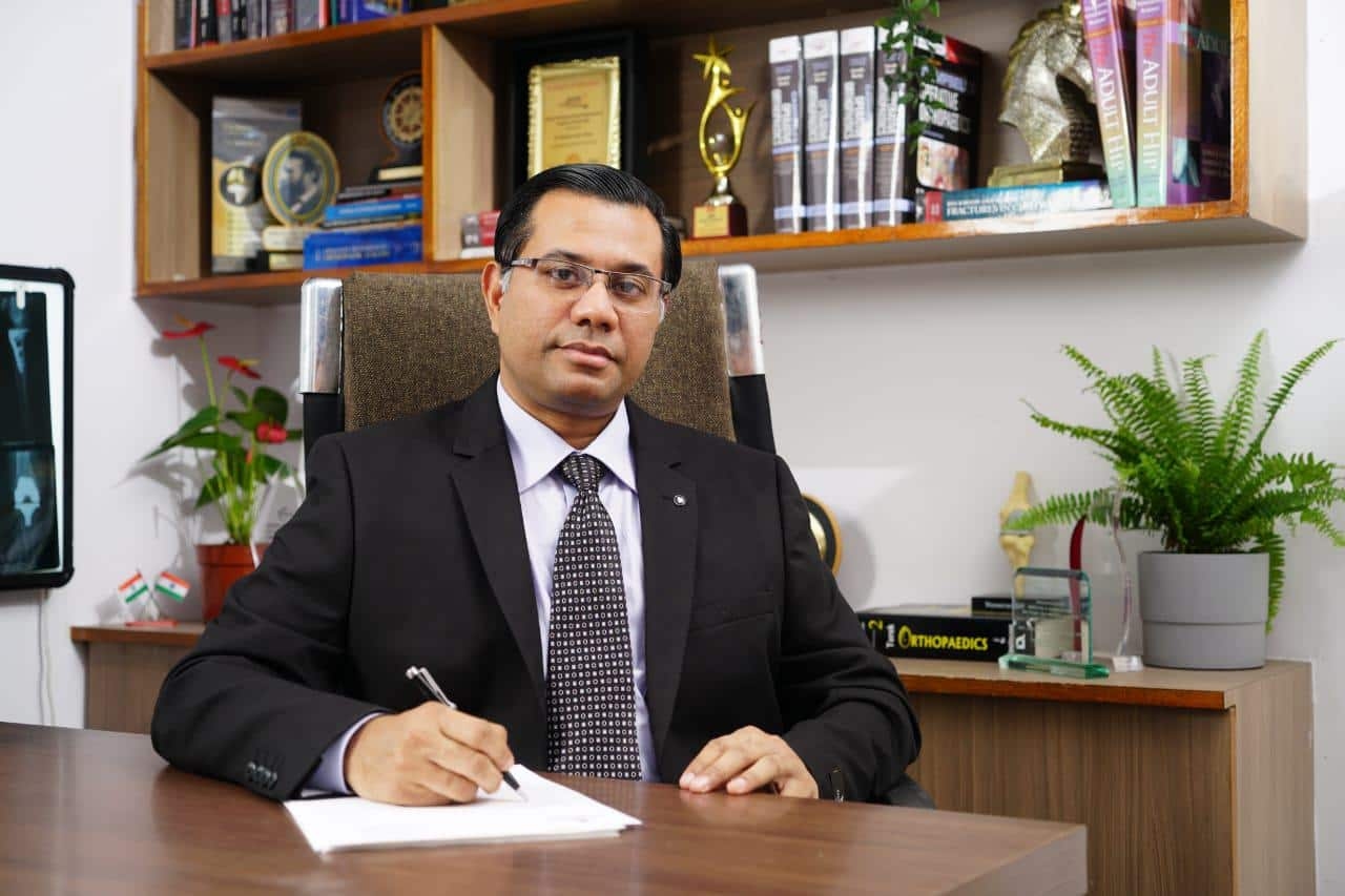 Dr. Mir Jawad Zar Khan, An Orthopedic Surgeon With Over 20,000 Attendances To Surgeries