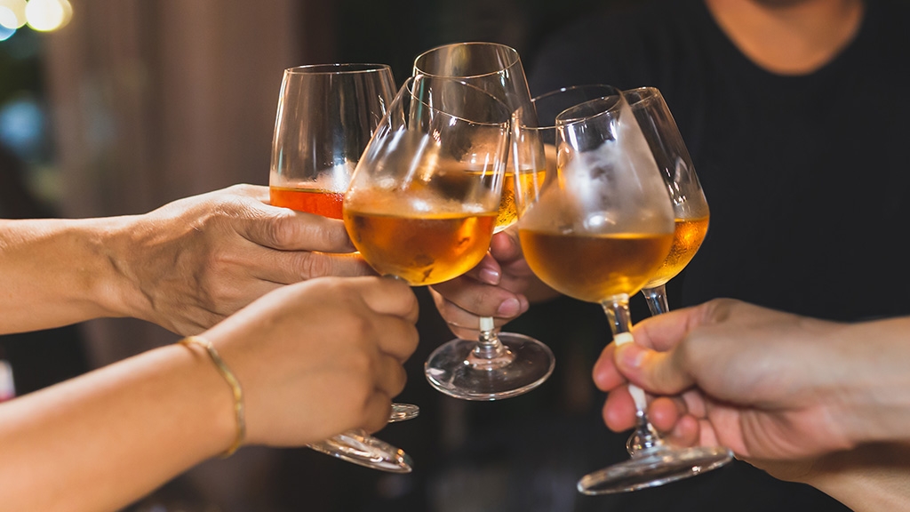 Wine sales plummet as prices drop to 30-year low