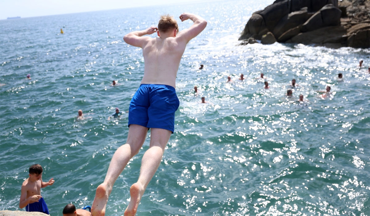 Weather phenomenon could see Ireland's heatwave last even longer