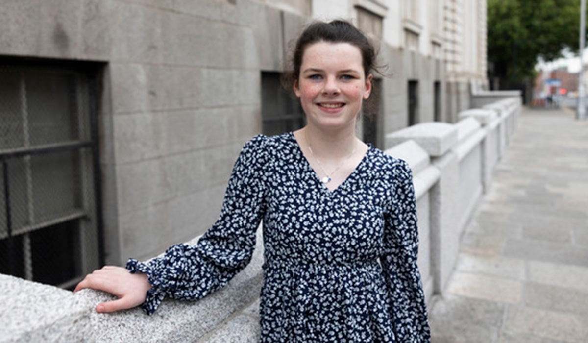 Cara Darmody, 14, in 50-hour Leinster House protest