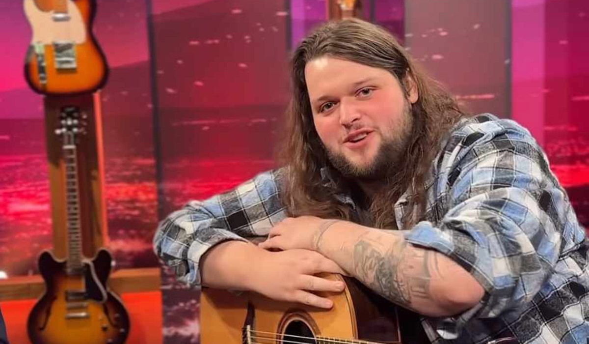 Garron Noone leaves fans baffled after claiming he's actually American