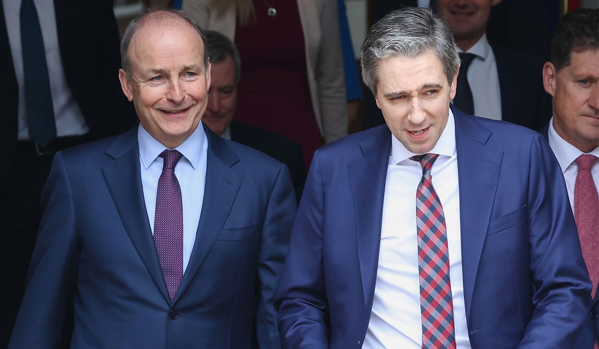 'Distrust and complete lack of collegiality developing within Cabinet'