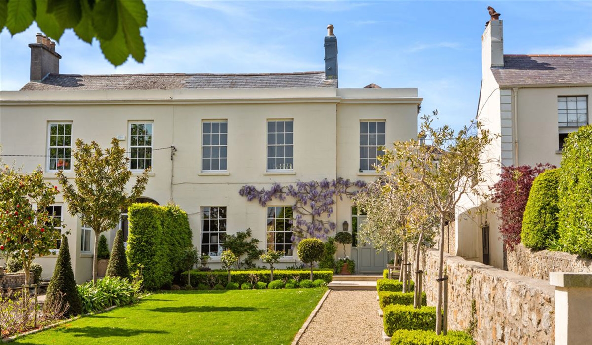Former RTÉ presenter selling Dublin home for €2.25m