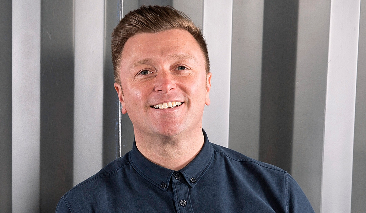 Tributes pour in following death of Dublin DJ Hugh Scully