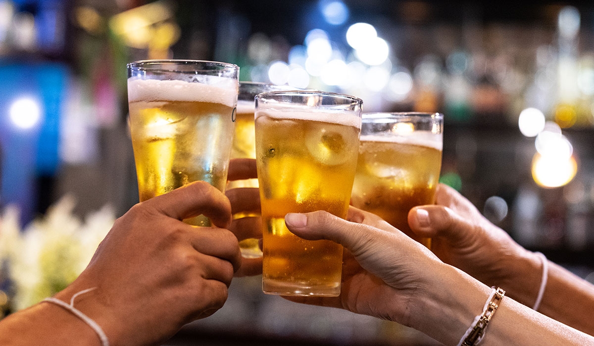 Calls for beer tax cut as rural pubs struggle to survive