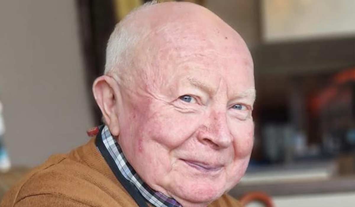 'Cloud of sadness' as tributes paid to Galway GAA legend Tommy Keenan