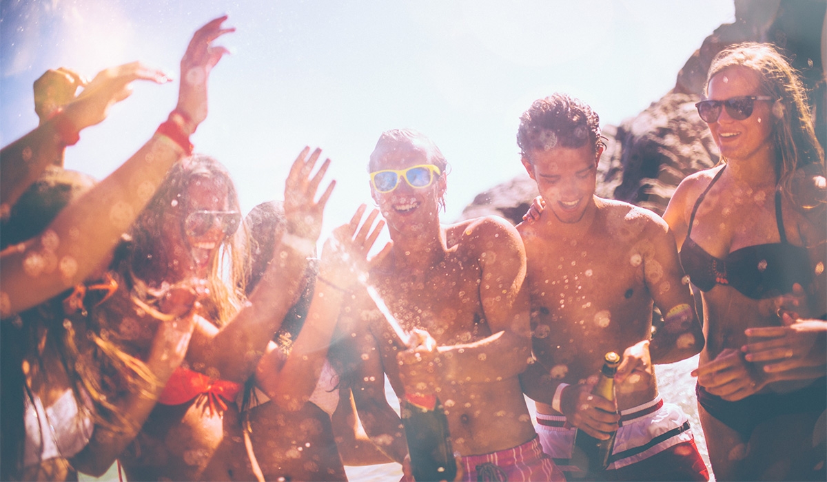 Young people warned 'don't use your passport as ID in holiday hotspots'