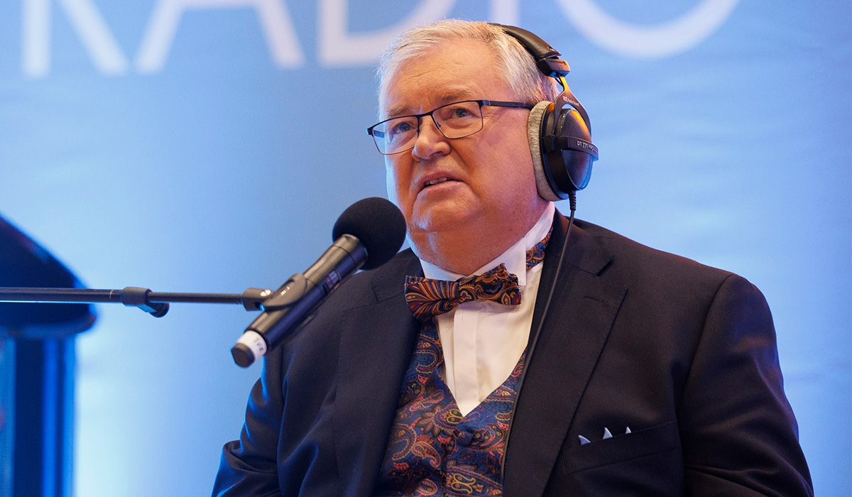Taoiseach Micheál Martin leads tributes as Joe Duffy bids emotional farewell to Liveline