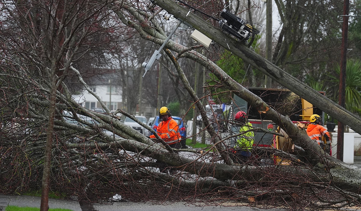 Urgent extreme weather warning for Ireland