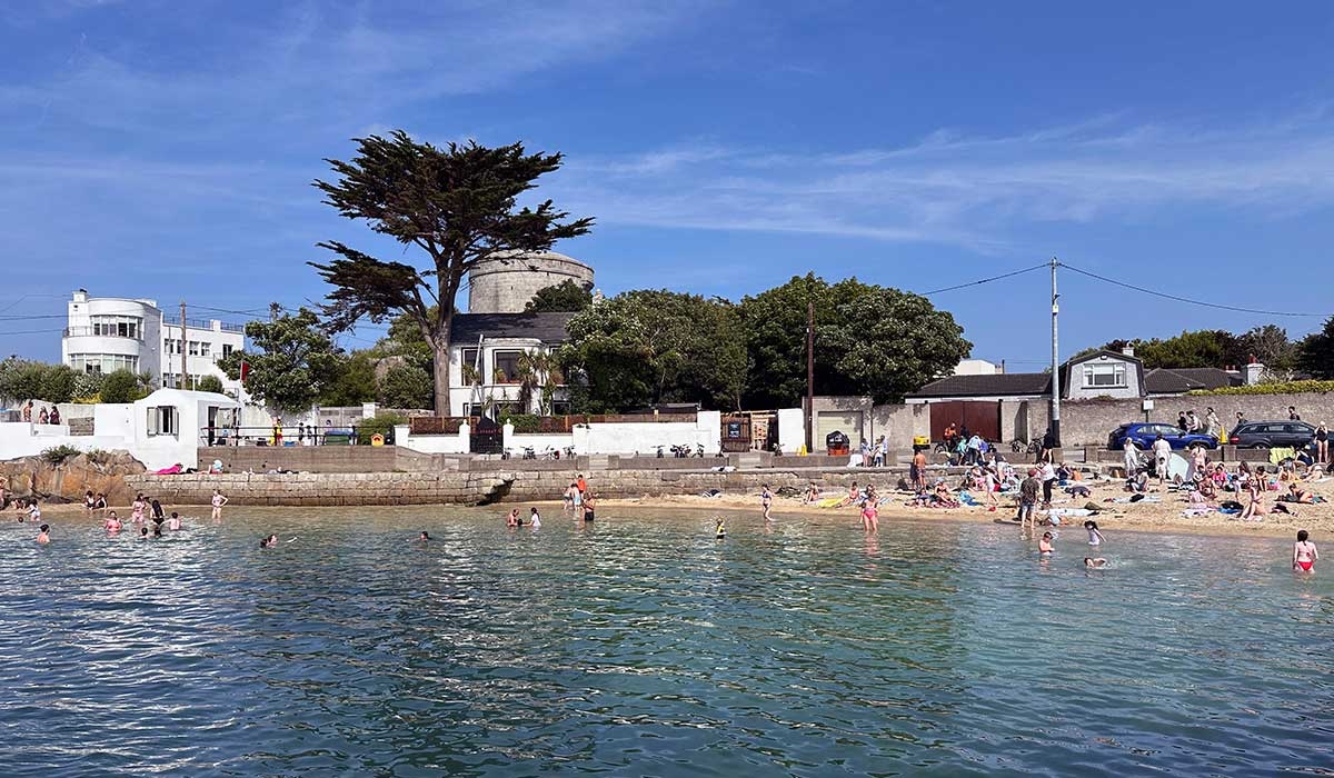 When the good weather is set to end, as Met Eireann warn of 'unsettled' conditions