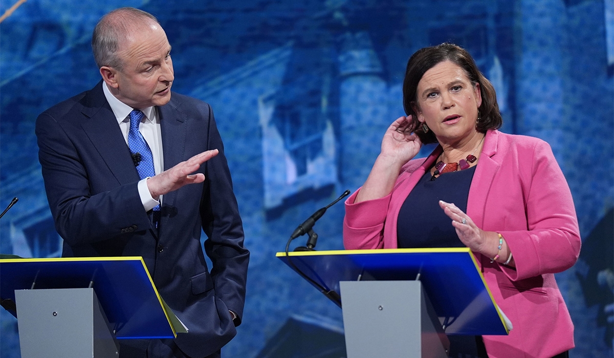 Mexican stand-off over Áras for Mary Lou and Micheál