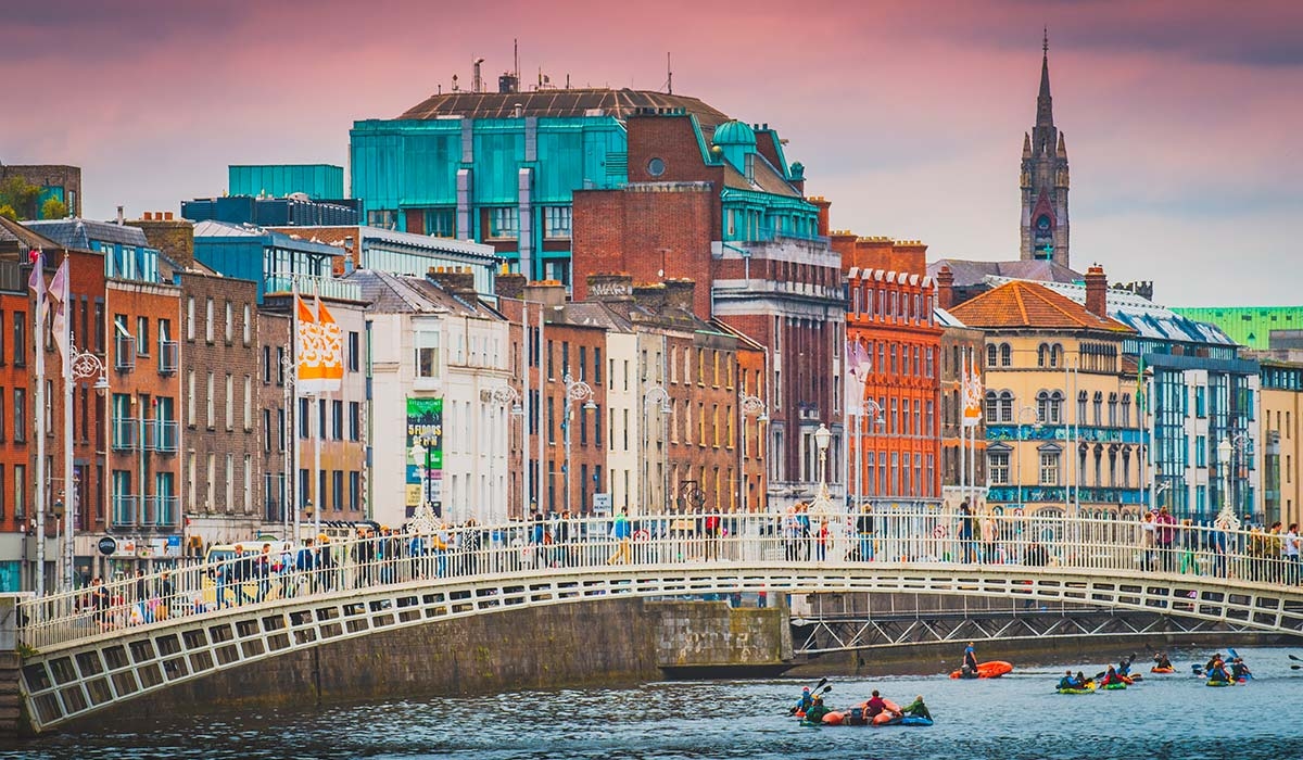 Major slump in tourist spending ‘part of ongoing trend'