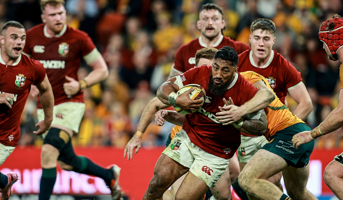 Bundee Aki starts as Andy Farrell tweaks Lions team