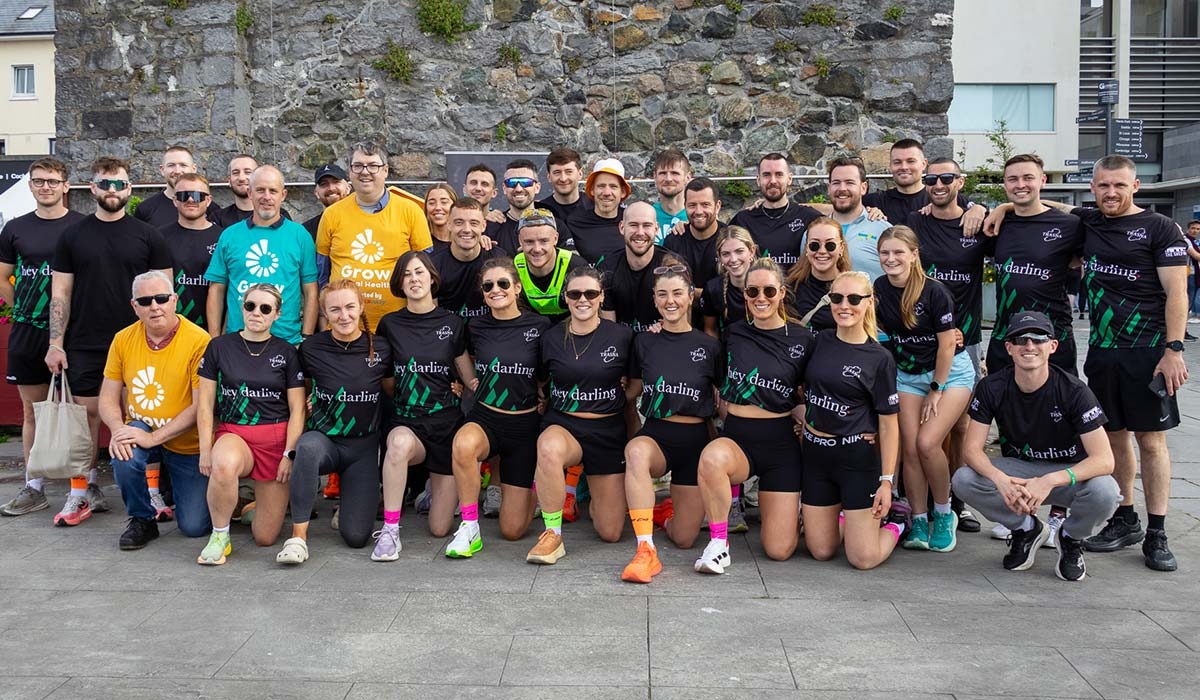30 strangers come together to run from Galway to Dublin