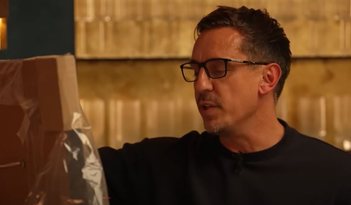 Gary Neville shares 'soppy' note to Bruce Springsteen