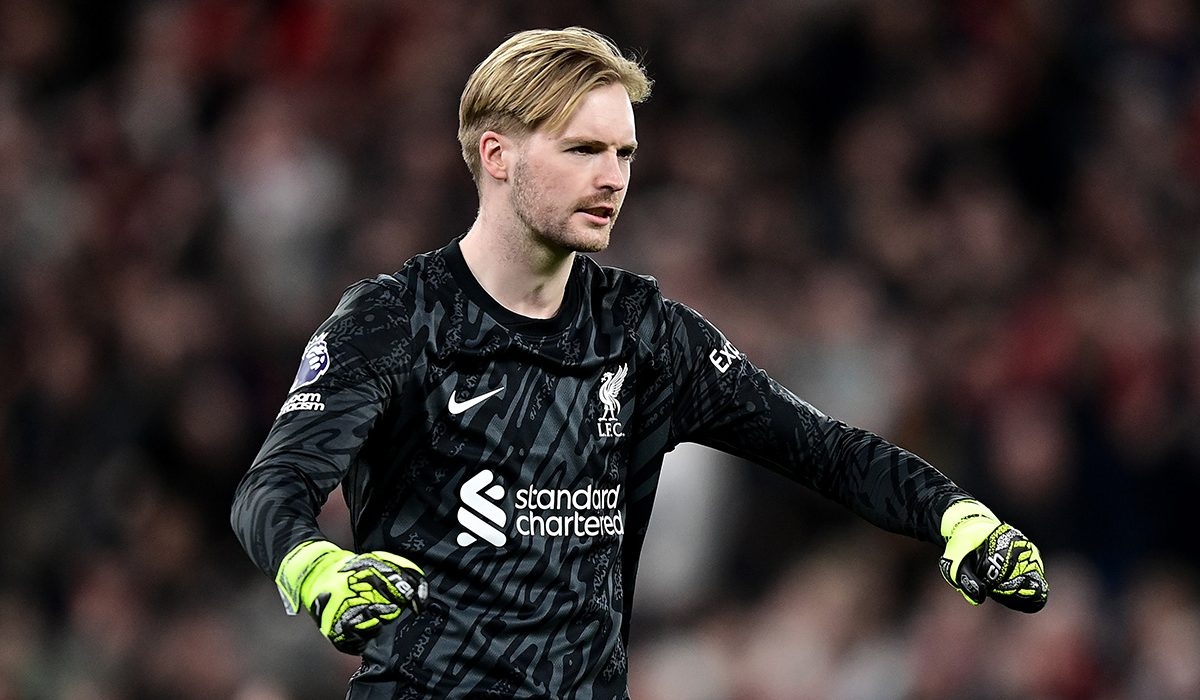 Liverpool icon heaps praise on Caoimhin Kelleher