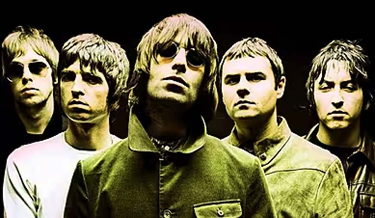 Oasis in '00: 'I have got caught up in some nonsense that I shouldn't have. But I was young'