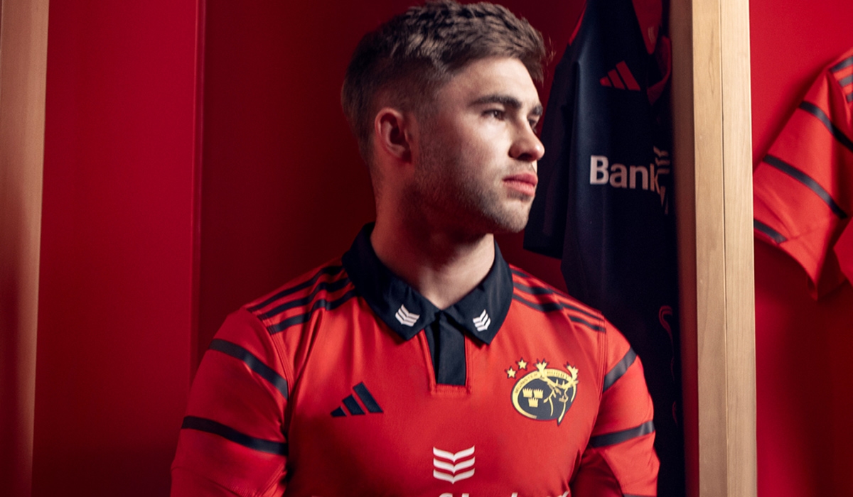 Fans are loving Munster's new 'throwback' style home kit
