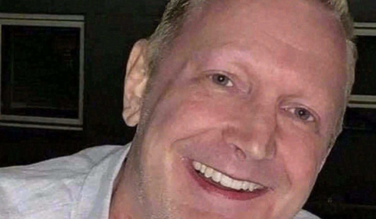 Robert Dunne, son of late businessman Ben Dunne, dies aged 50