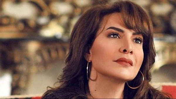 هدى حسين تواجه شائعات سحب الجنسية بأغنية وطنية: "الوطن نعمة من الله"