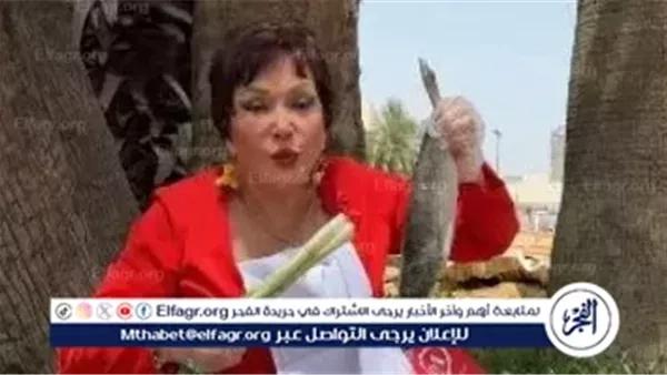 لبلبة تتصدر الترند.. بعد صورها مع الفسيخ والبصل