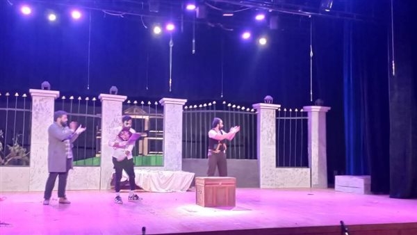 عرض "صندوق يعقوب" لفرقة مصطفى كامل بمهرجان نوادي المسرح