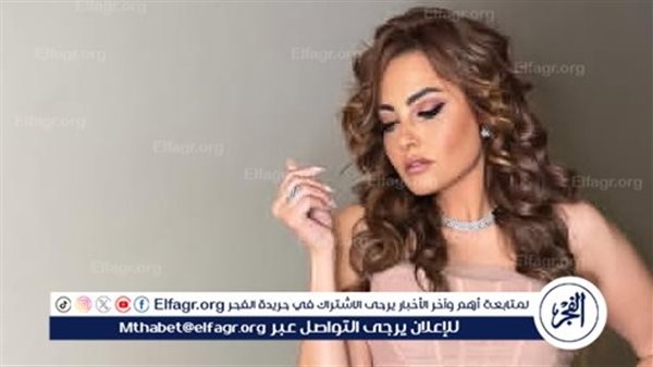 بشرى تخطف الأنظار بإطلالة أنيقة على إنستجرام: فستان ساتان بلون النيود وتصميم كورسيه يبرز أنوثتها