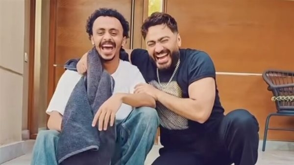 "طرده من بيته".. موقف طريف بين نجم الجيل وكزبرة