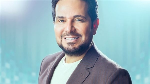 حاتم العراقي يطرح ألبومه الجديد مكوّن من 5 أغانٍ عراقية وموال وأغنية سعودية