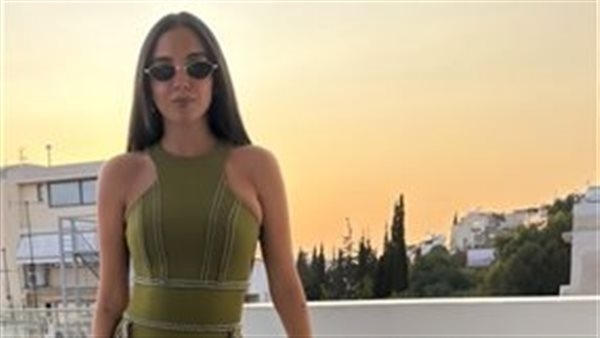 إطلالة سلمى أبو ضيف في حفل زفاف أمينة خليل يثير الجدل