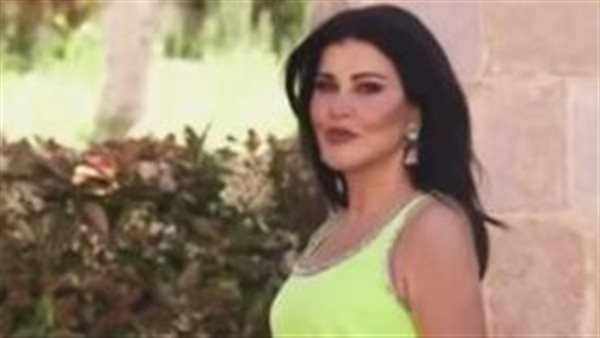 بإطلالة جريئة.. جومانا مراد تتألق بالأخضر الفاتح في أحدث ظهور