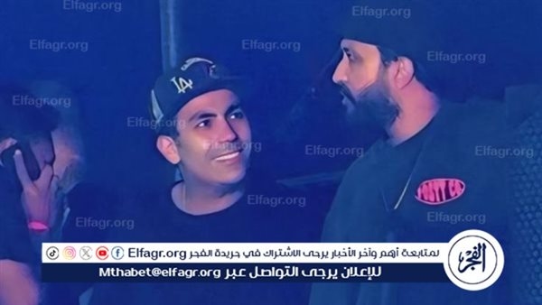 أحمد عصام يبهر جمهور مهرجان العلمين بابتكار "مدفع التيشيرتات" لحفل عمرو دياب