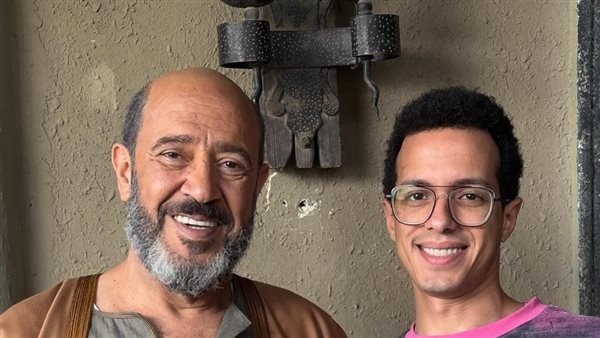بالصور.. كريم الشناوي يعلن انتهاء تصوير فيلم «السادة الأفاضل»