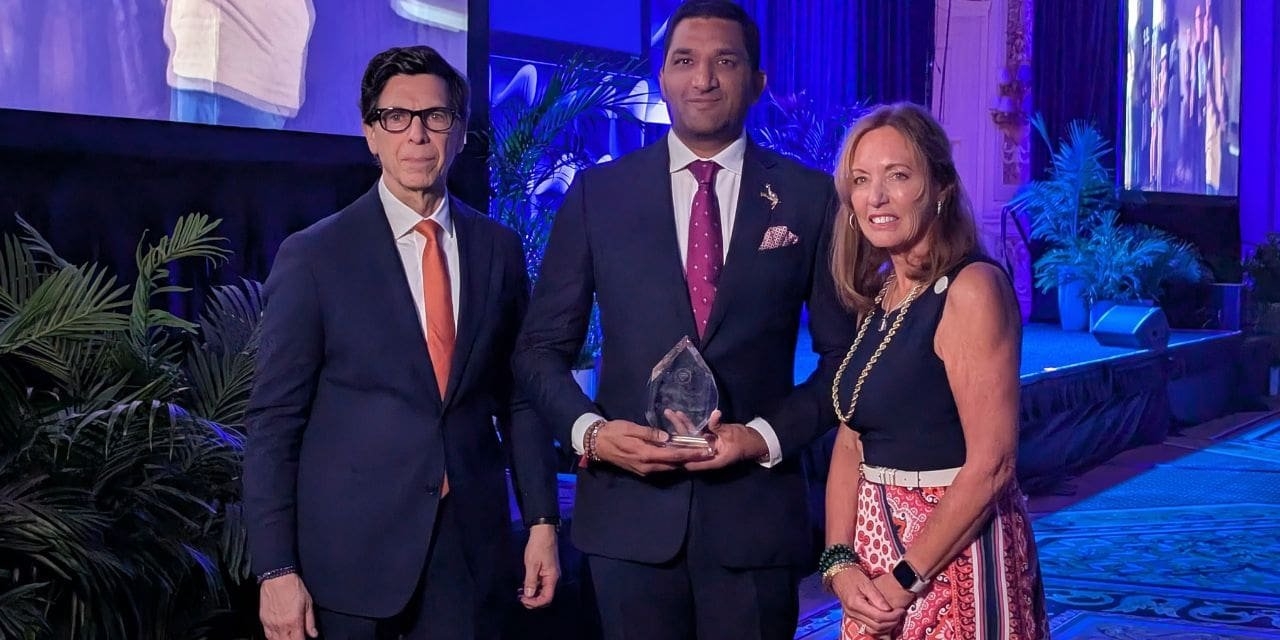 Govind Dholakia Honored with Lifetime Achievement Award