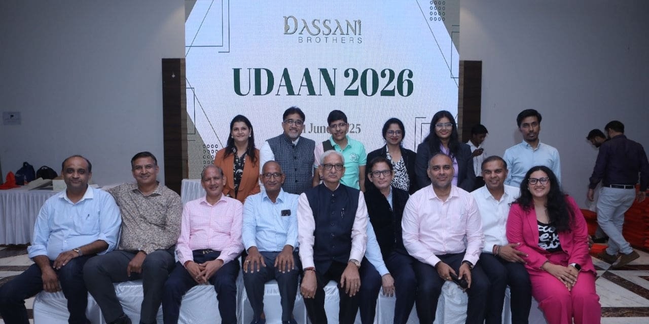Dassani Brothers Celebrate Team Spirit at Udaan 2026