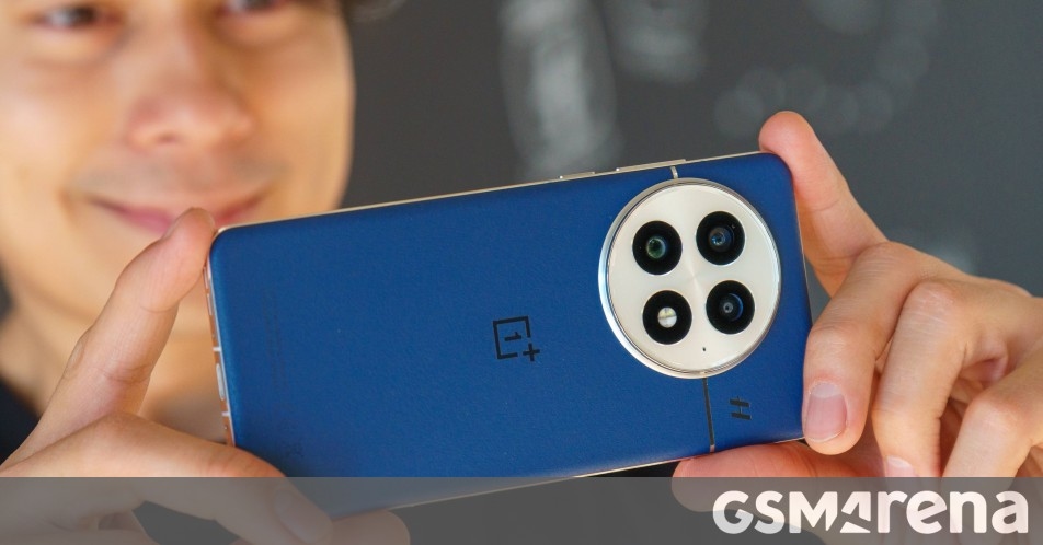 OnePlus 15 could offer a display with 165Hz refresh rate