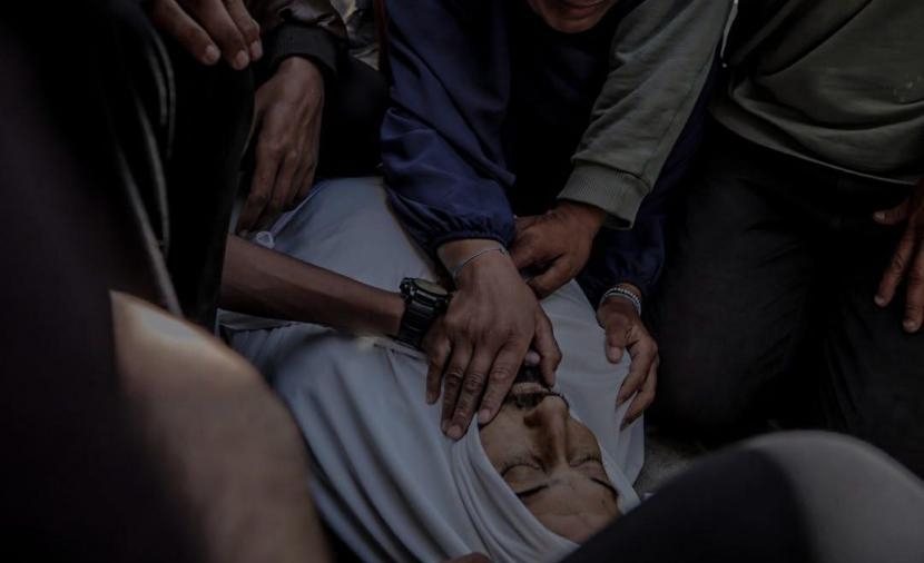 تقرير أوجاع بلا دواء.. "أبو حطب" شهيد المرض والحصار في غزة