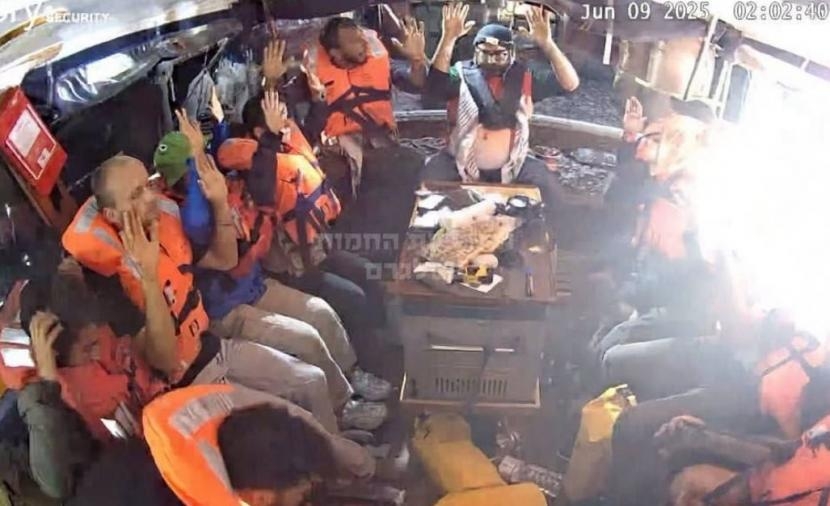 حوار قيادي جزائري لـ"فلسطين": الاعتداء على سفينة مادلين "قرصنة وإرهاب دولة"