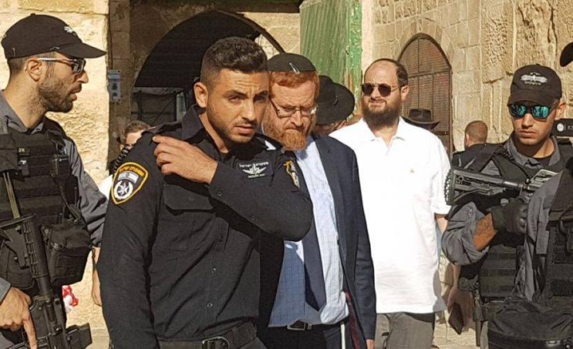 بقيادة المُتطرف "غليك".. مستوطنون يقتحمون المسجد الأقصى