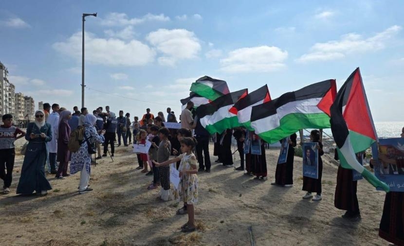 وقفة شعبية في غزة تضامنًا مع سفينة 'مادلين'