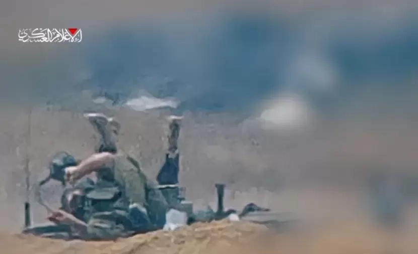 القسام تعلن قتل جنديين وتبث مشاهد استهداف جرافة بمعارك غزة