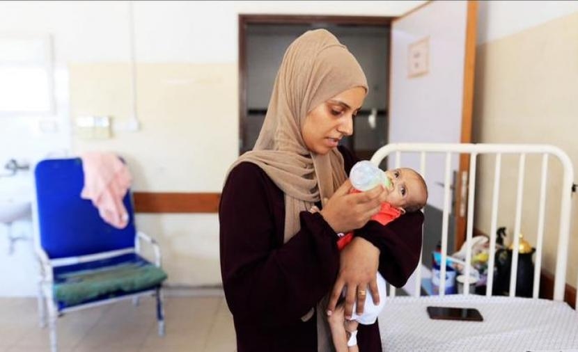 ​​​​​​​أخصائية: أطفال ونساء القطاع يواجهون خطر الإعاقة والموت البطيء بسبب سوء التغذية