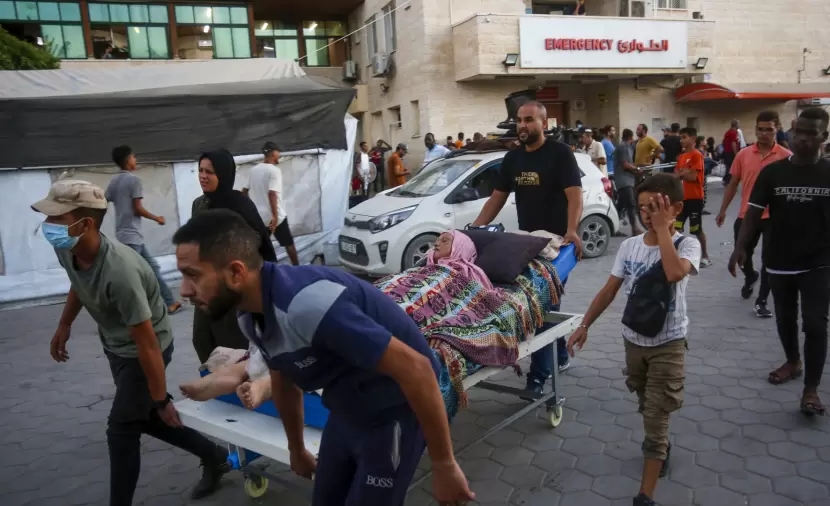 مستشفى شهداء الأقصى بغزة: نواجه أوضاعًا صحيَّة وإنسانيَّة بالغة الخطورة